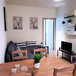 Albert's 아파트 *