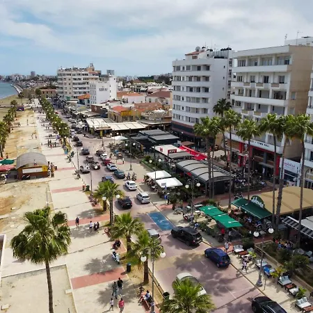 Albert's * Larnaca
